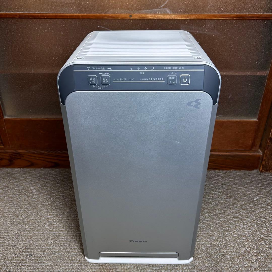 美品 ダイキン　空気清浄機　ACB50X-S　2021年製