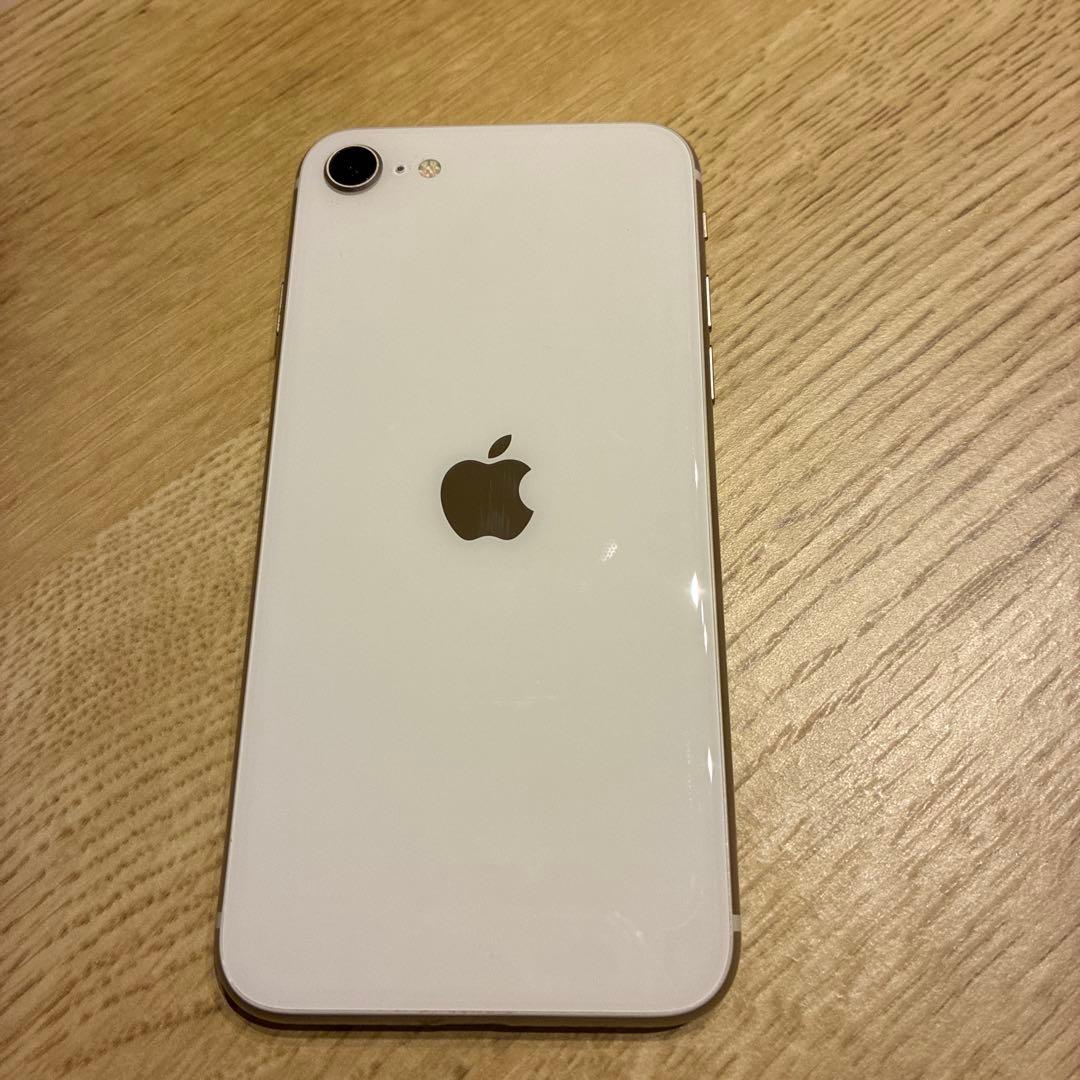 iPhoneSE3 ホワイト　64gb