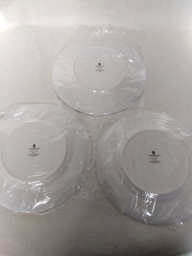 [新品]ウェッジウッド　　　　　 クリオ　フルリムボーダー　皿