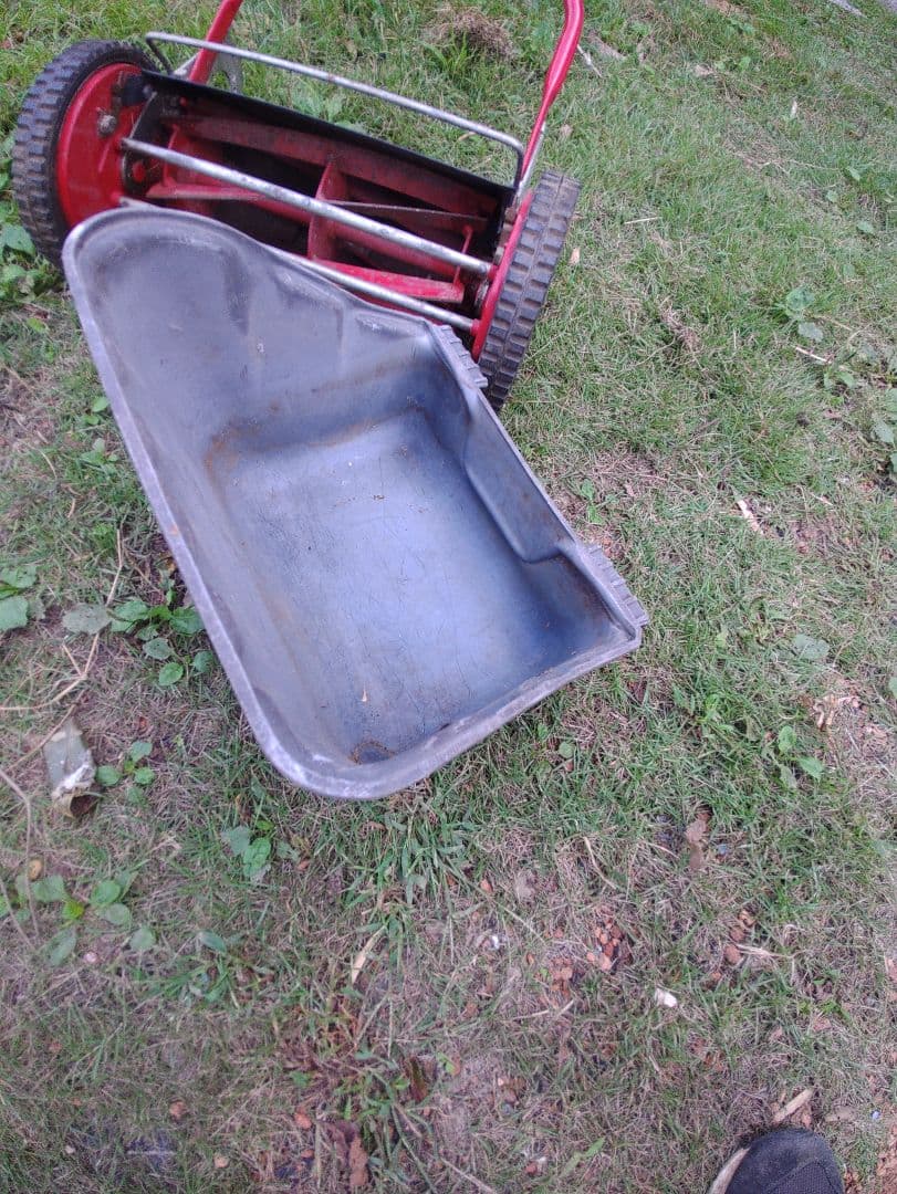 Baroness 手動芝刈り機 30cm