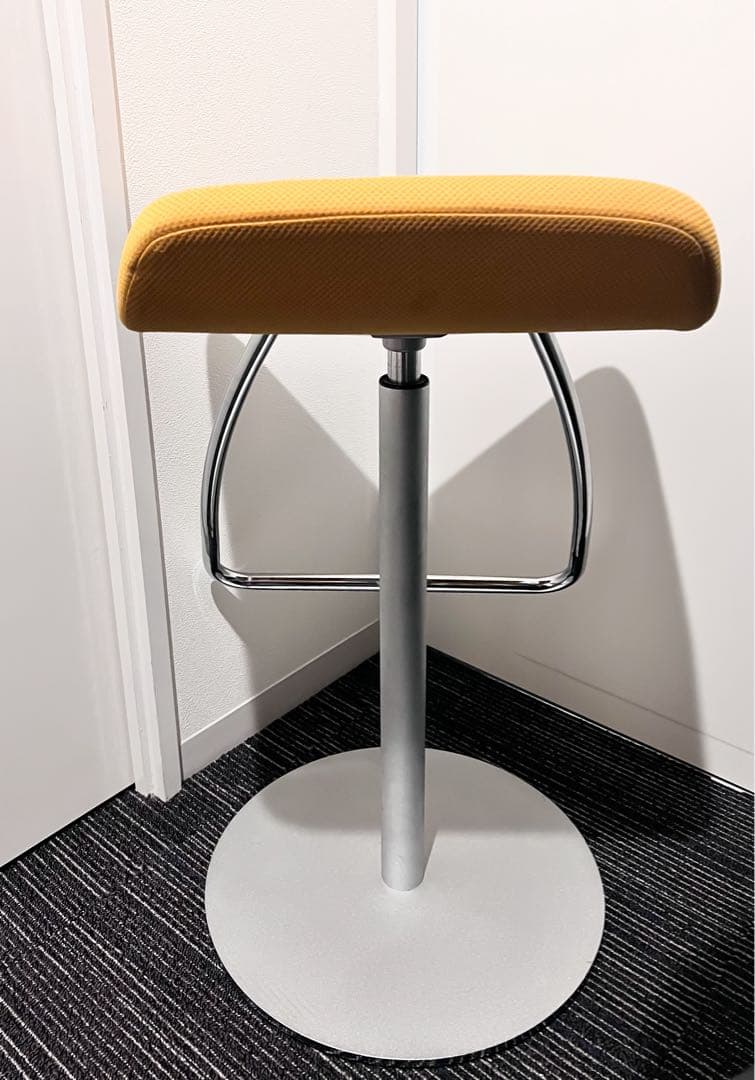 OKAMURAオカムラ Counter Chair