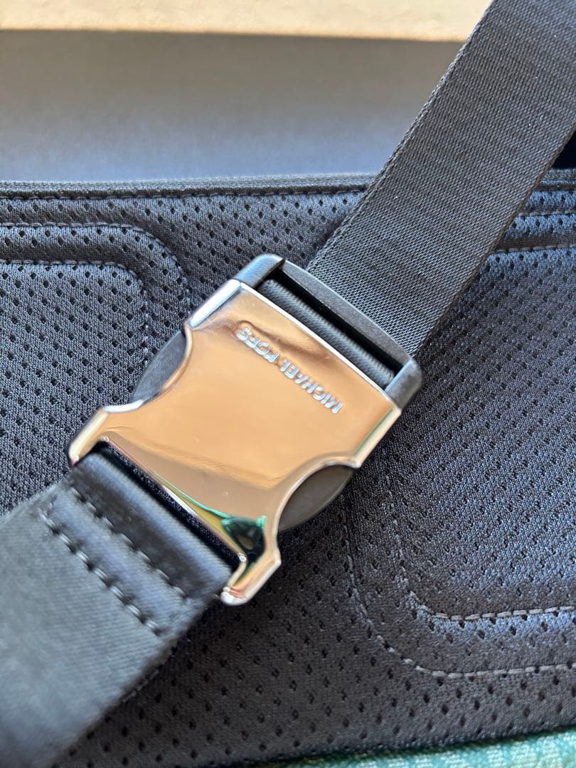 MICHAEL KORS マイケルコース ボディバック　緑　ウエストポーチ