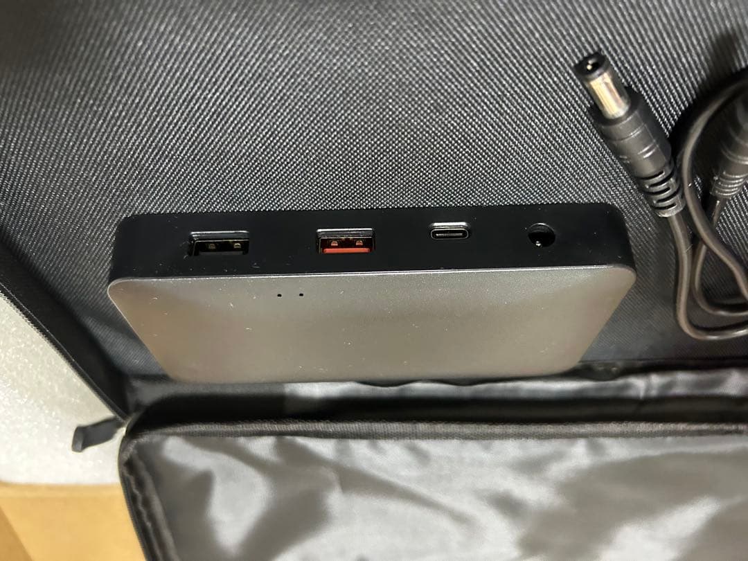 100w ポータブルソーラーパネル