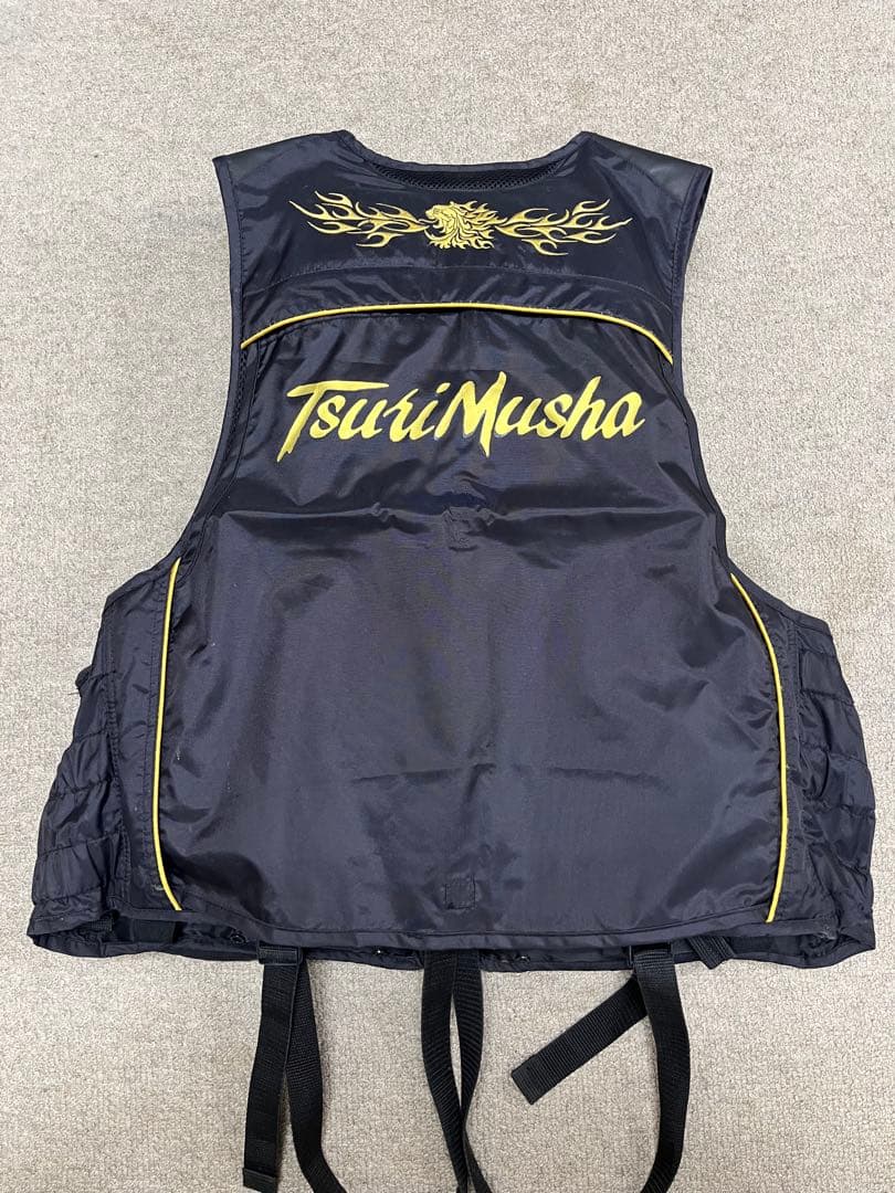 サンライン スペシャリストモデル ライフジャケット釣武者❗️