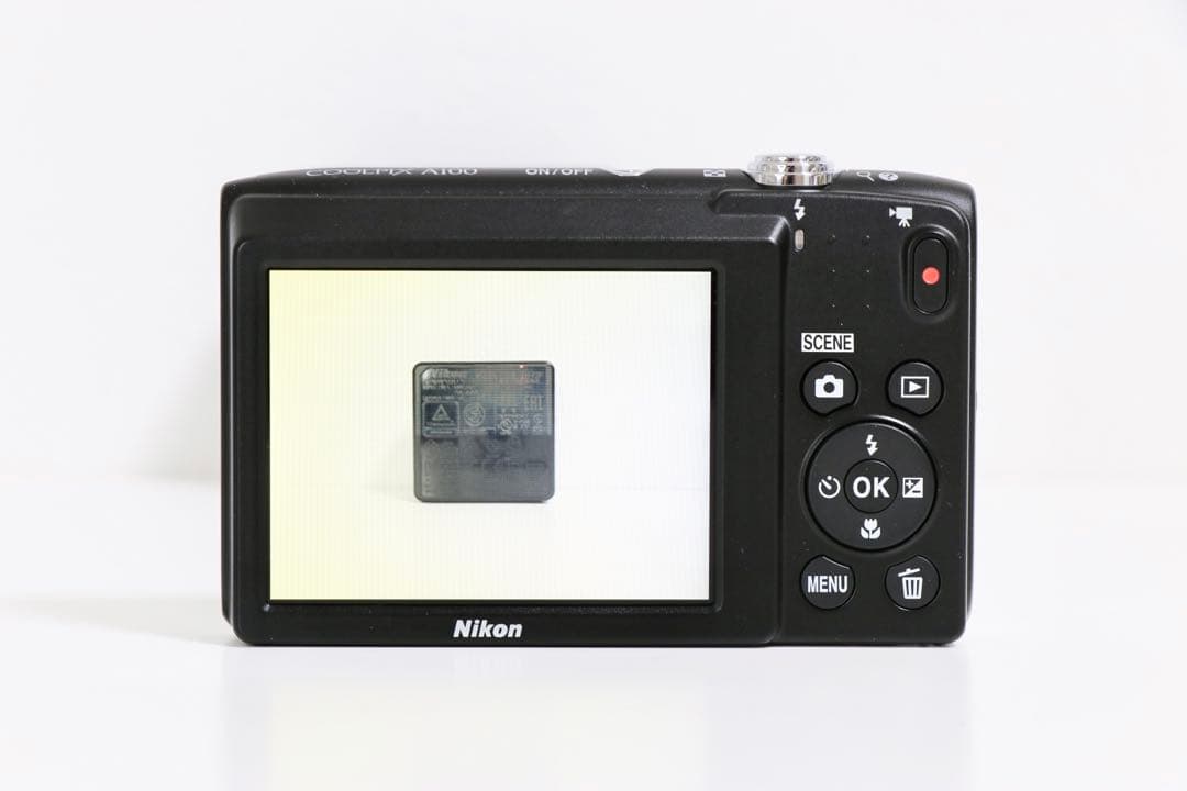 ■ ほぼ新品 ■ ニコン Nikon COOLPIX A100 シルバー