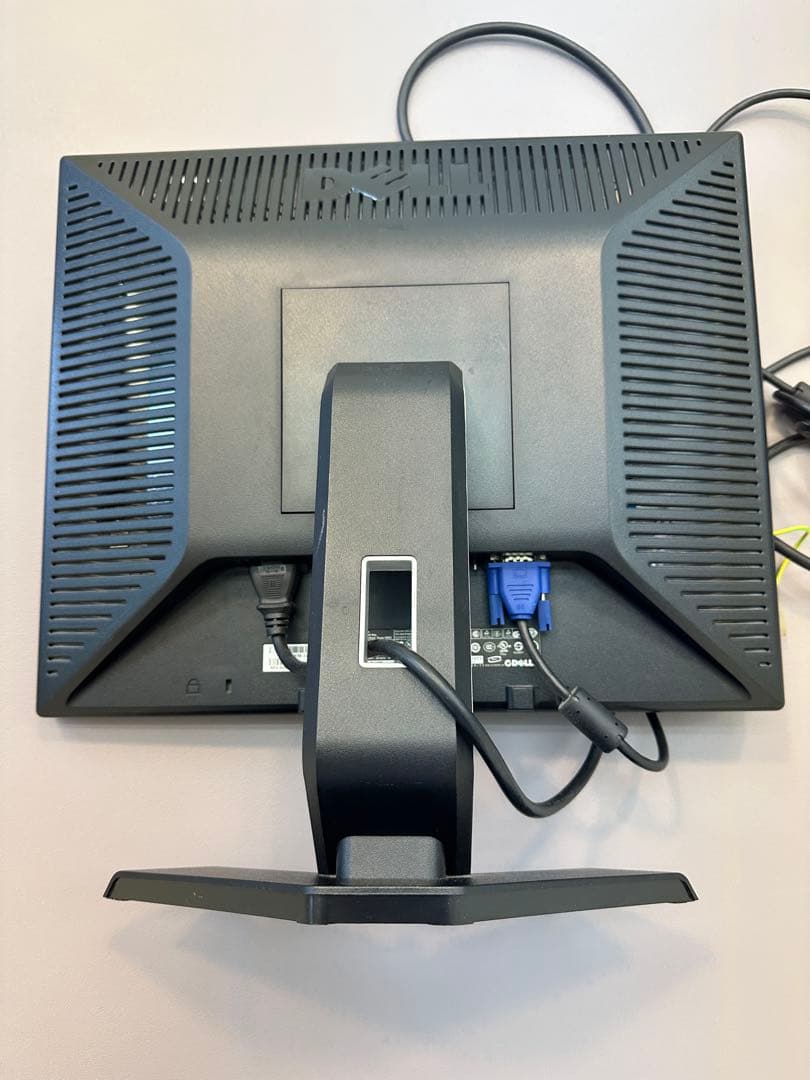 Lenovo M710e Dellモニターのセット