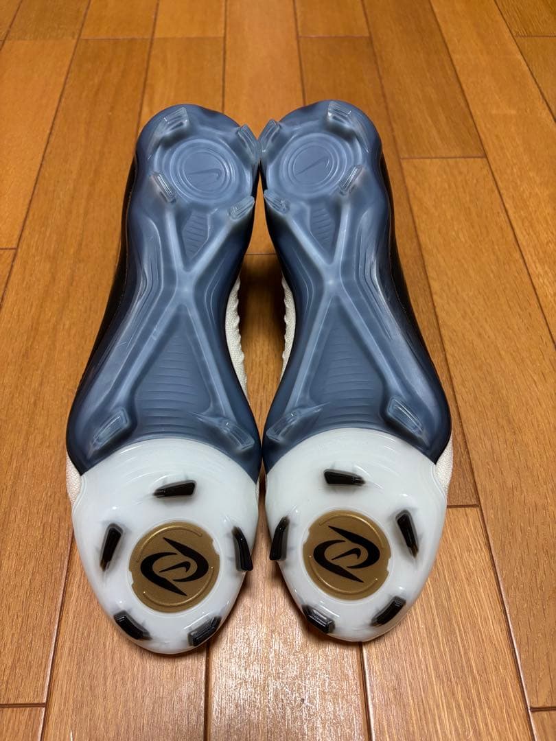 Nike Phantom Luna エリート　FG 28㎝