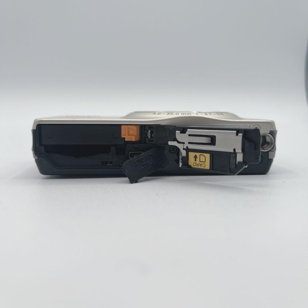 ジャンク　Nikon COOLPIX S6000 シルバー 7倍光学ズーム