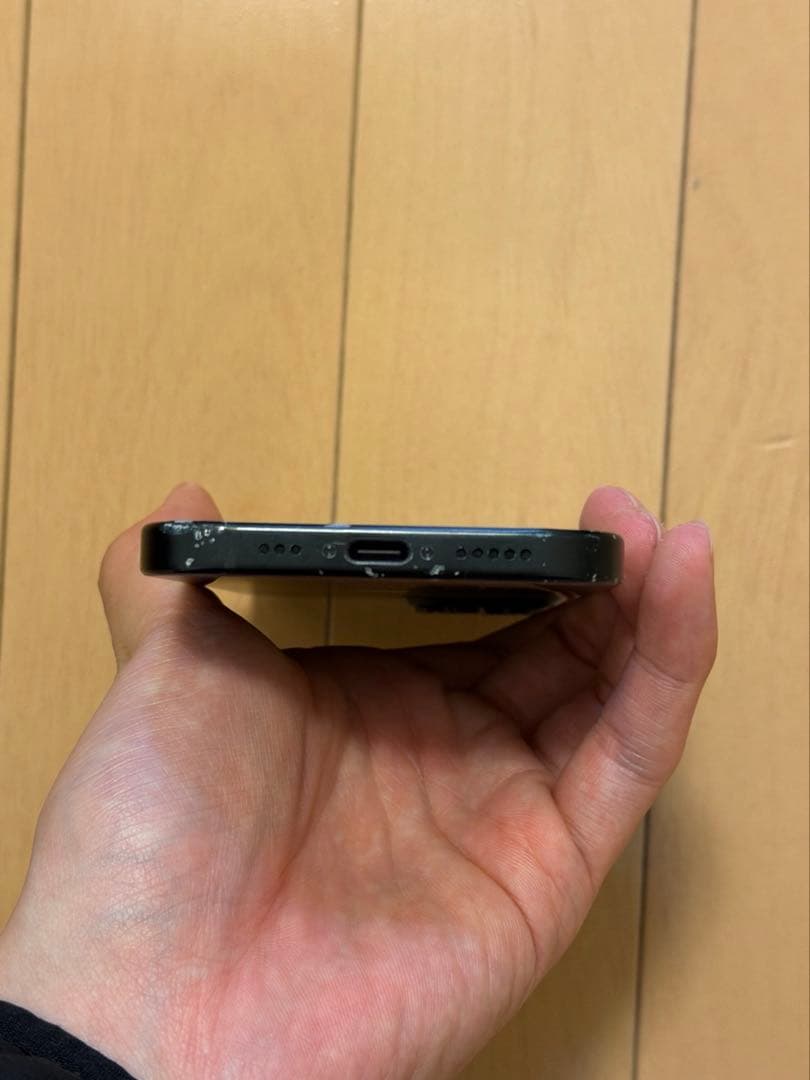 携帯電話本体 iPhone15