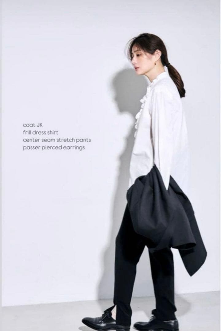 loin. ロワン　フリルドレスシャツ　井川遥