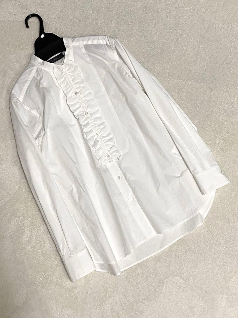 loin. ロワン　フリルドレスシャツ　井川遥