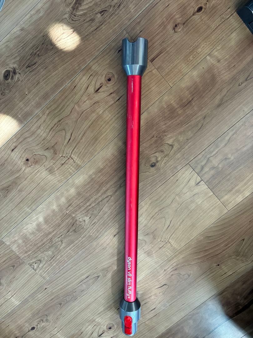 【ジャンク品】Dyson V8 slim fluffy 本体 各種ノズル付き