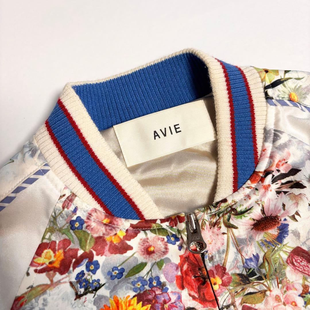 【AVIE】 フラワープリント スカジャン