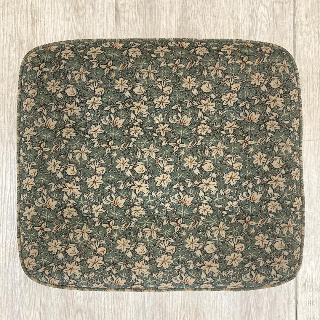 Pepsi Planet様用【カリモク】コロニアル スツール　オットマン