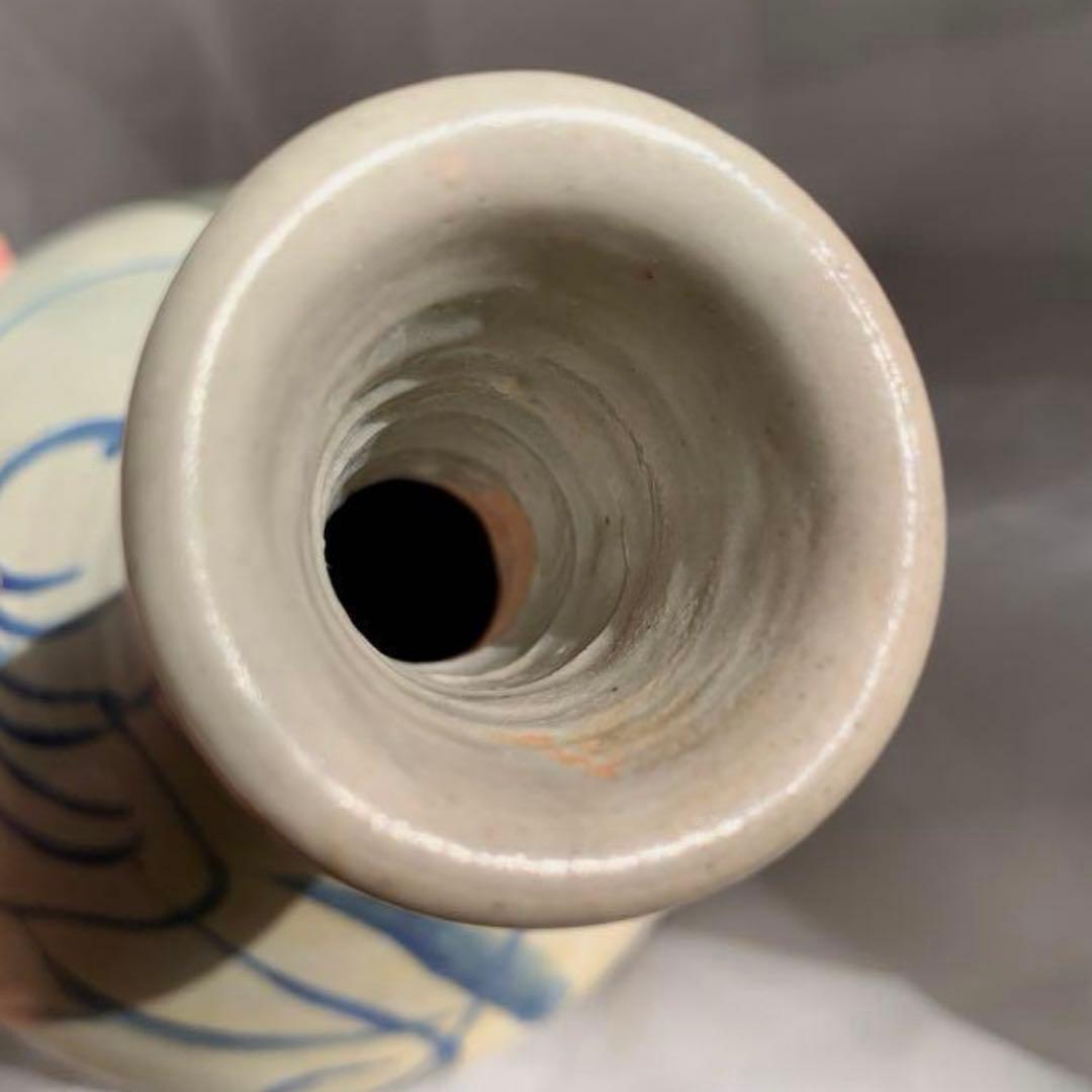 直しあり 李朝　染め付け　染付　花瓶　草模様　壺　徳利　酒器　花　草紋様　朝鮮