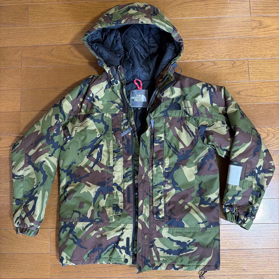 ノースフェイス　スキースノーボード用　子供用ジャケットパンツセット