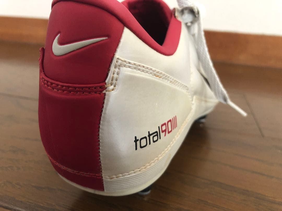 【元スペイン代表】ホセ・アントニオ・レジェス 直筆 サイン入り スパイク 右足用