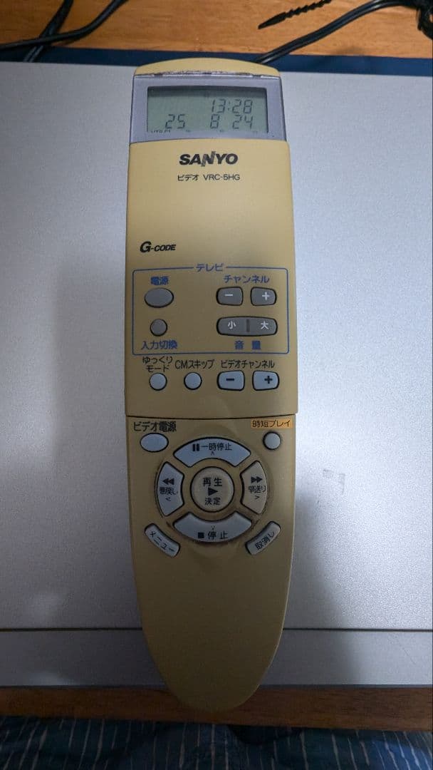 【動作品・確認済】VHSビデオデッキSANYO　VZ-H35G 2004年製