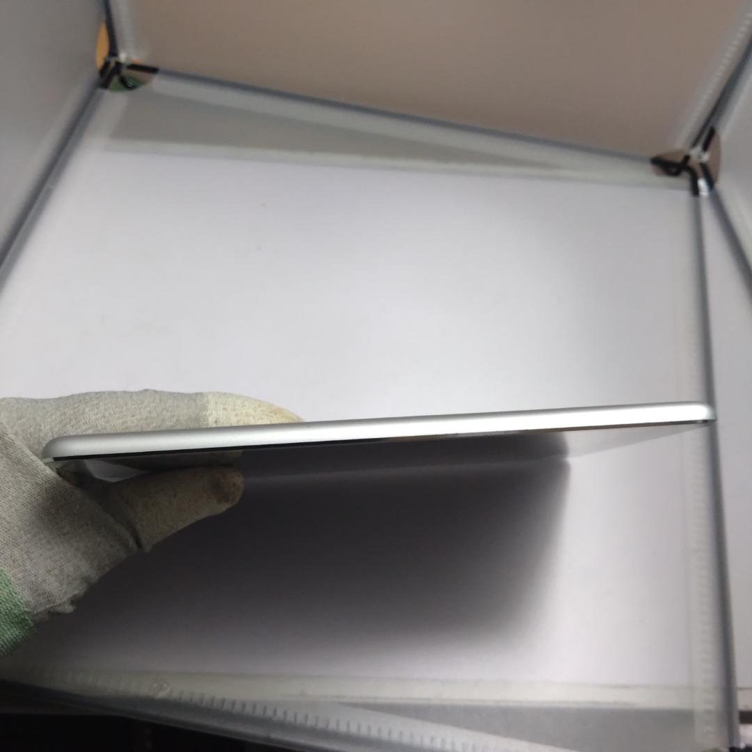 Apple iPad Air2 MGH72J/A　ROM:16GB　動作中古