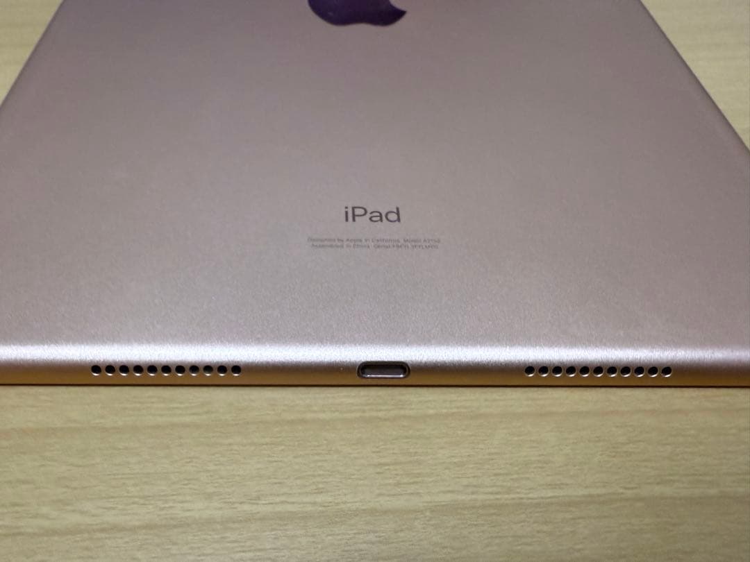 iPad Air 第3世代 64GB WiFiモデル　画面ひびあり