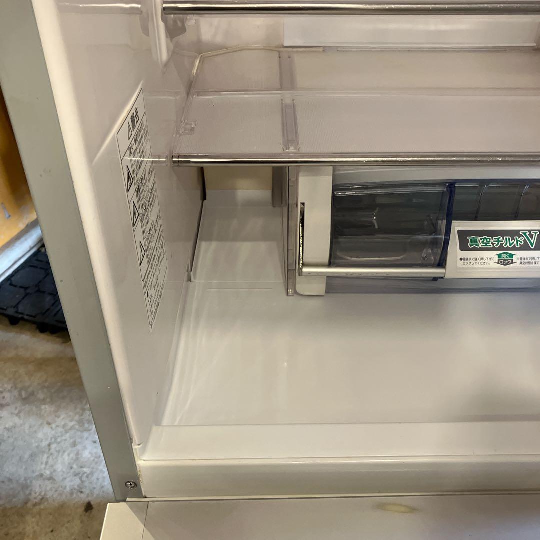 日立　2013年製　3ドア大型冷蔵庫　365L　給水タンク欠品