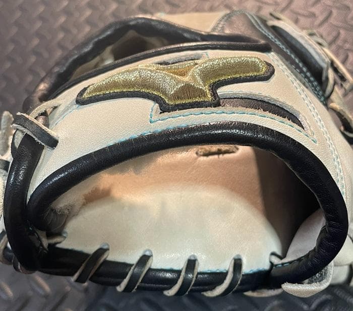 ま*す様 ミズノ　グローバルエリート　軟式　内野手　オーダー　グローブ　グラブ