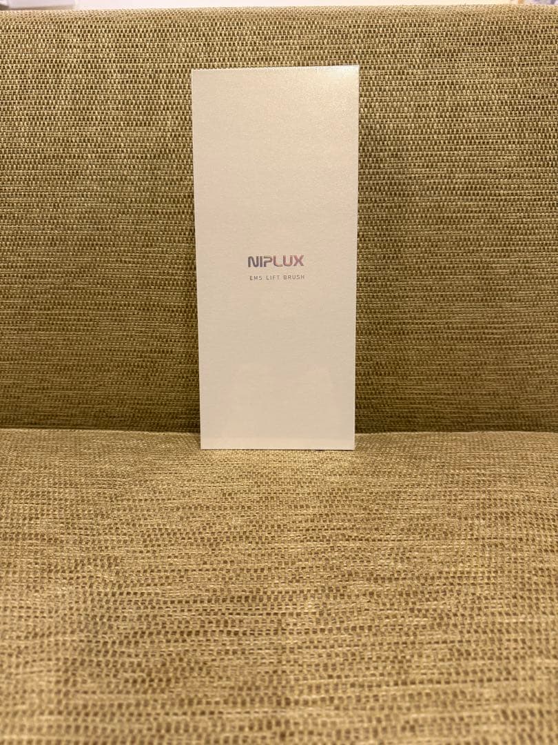 NIPLUX EMS LIFT BRUSH 美顔器⭐︎新品未使用・未開封