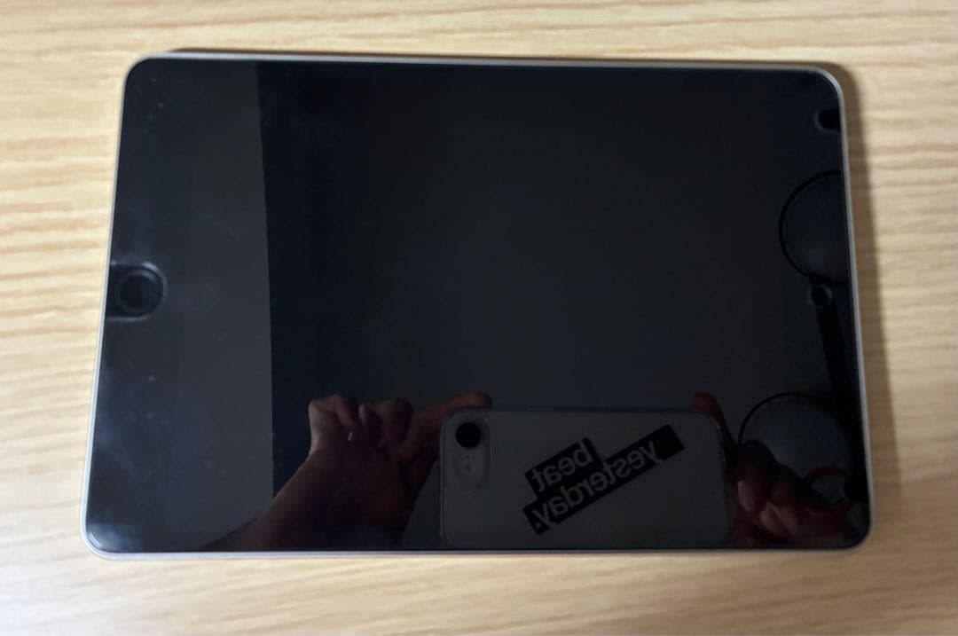 【気まぐれ値下げ】iPad mini4 128GB シルバー