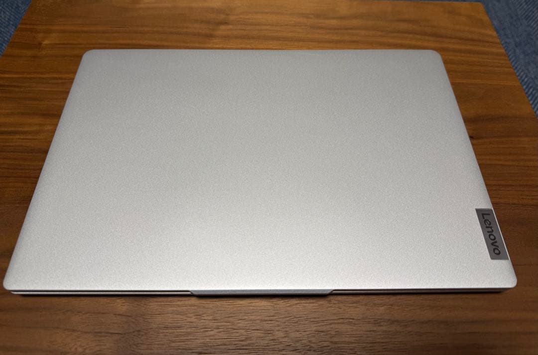 Windowsノート本体 Lenovo Ideapad Slim 5 Light Gen8