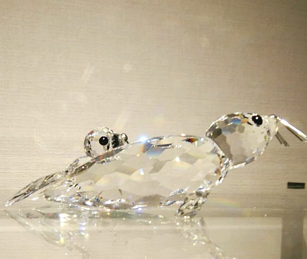 レア　スワロフスキー　北米限定バージョン　シルバーひげのアザラシ　親子　置物