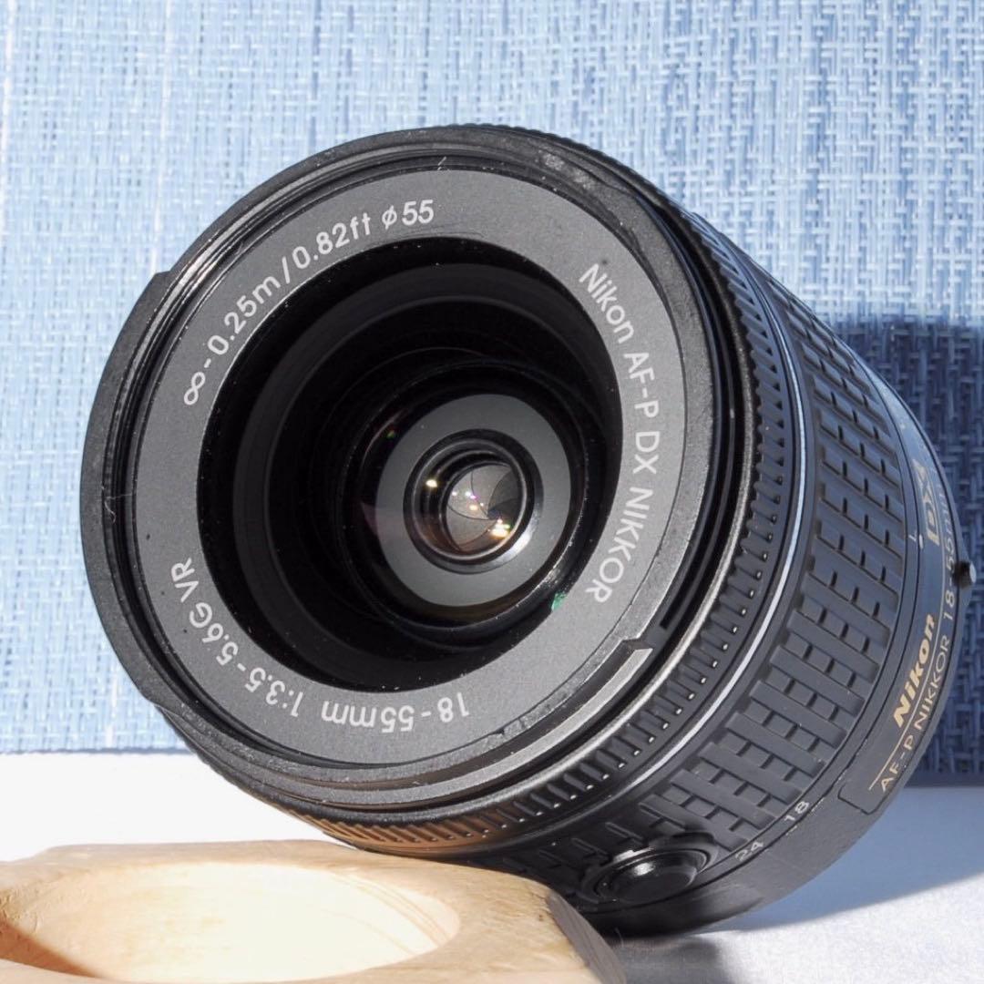 ✨スマホ転送OK✨Nikon D3200　小型軽量　綺麗なレッドカラー✨