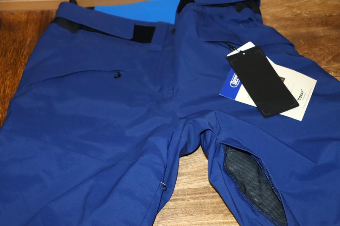 新品 ゴールドウイン 2トーン カラー 中綿 スキーパンツ (3/Lサイズ)　Ⓗ