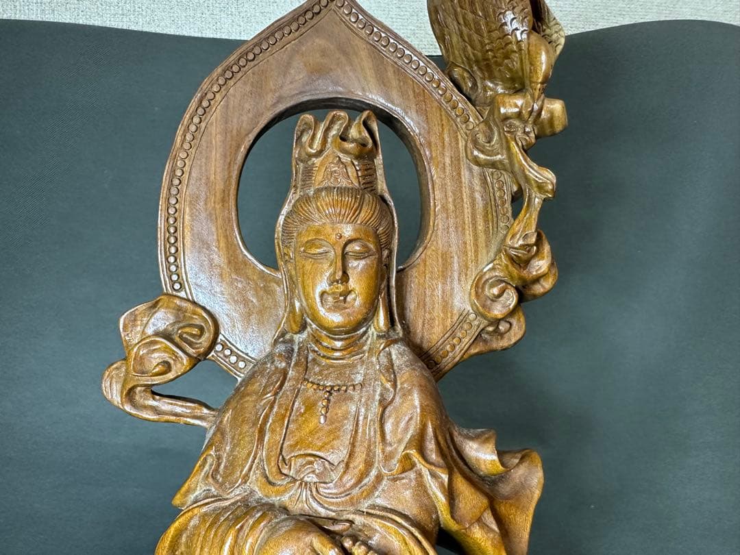 绿檀　白檀　観音　木彫り　仏教美術　仏像 骨董 木像　木製　仏教　密教　置物