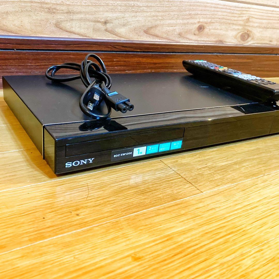 SONY ソニー　ブルーレイレコーダー HDD 1TB２チューナー 2番組同時録