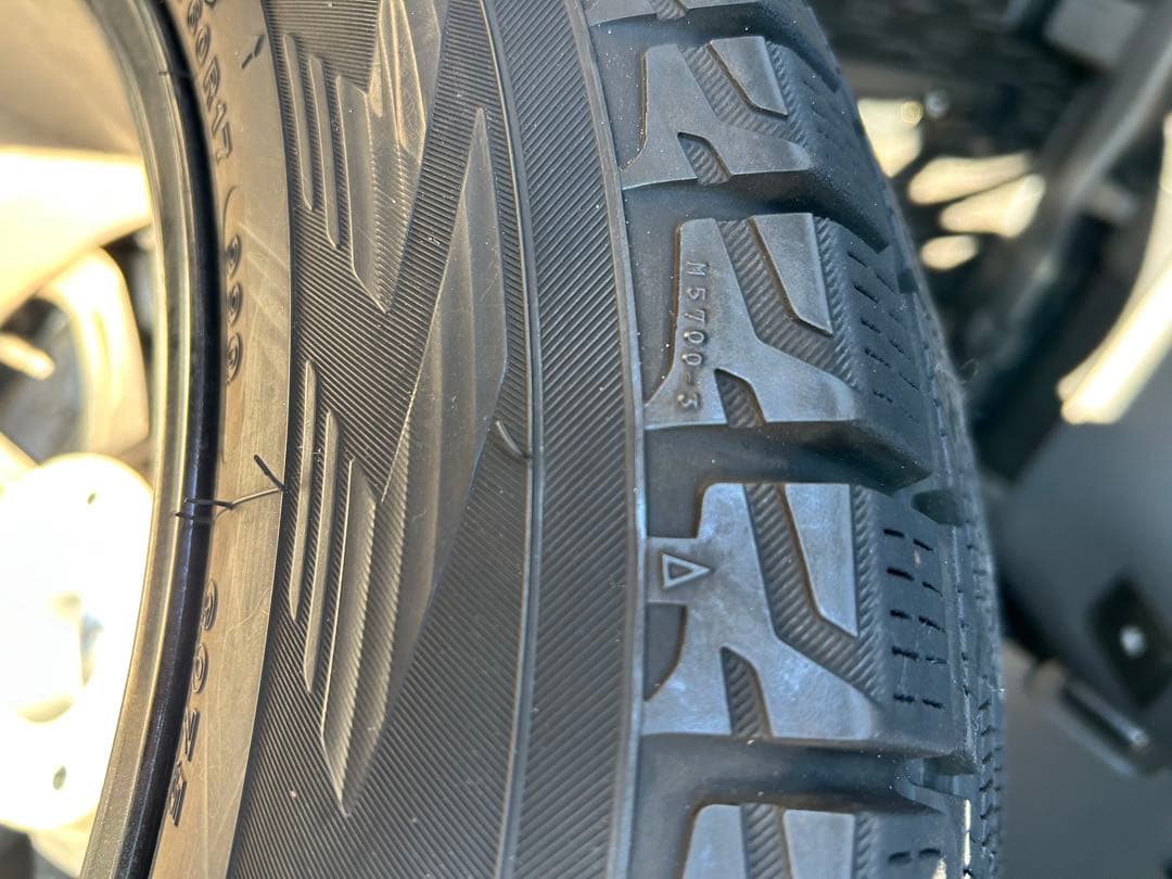 【美品】YOKOHAMA iceGuard スタッドレス225/60R17 4本