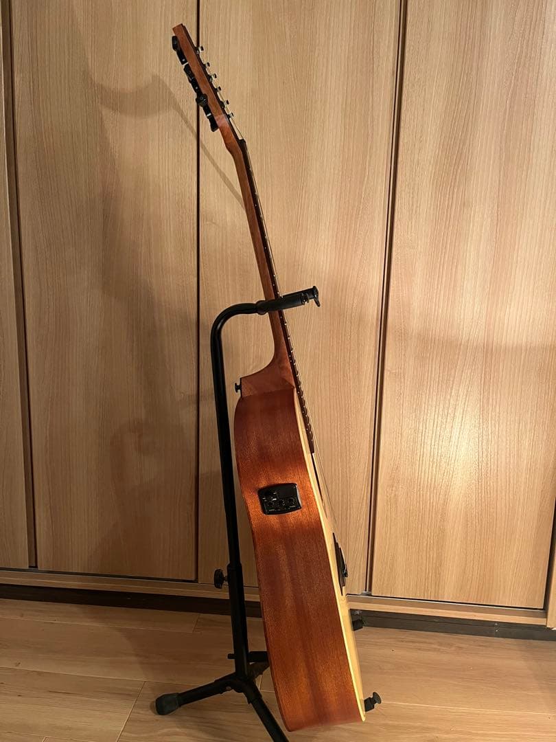 LAG Guitars Tramontane T70ACE エレアコ　ケース付