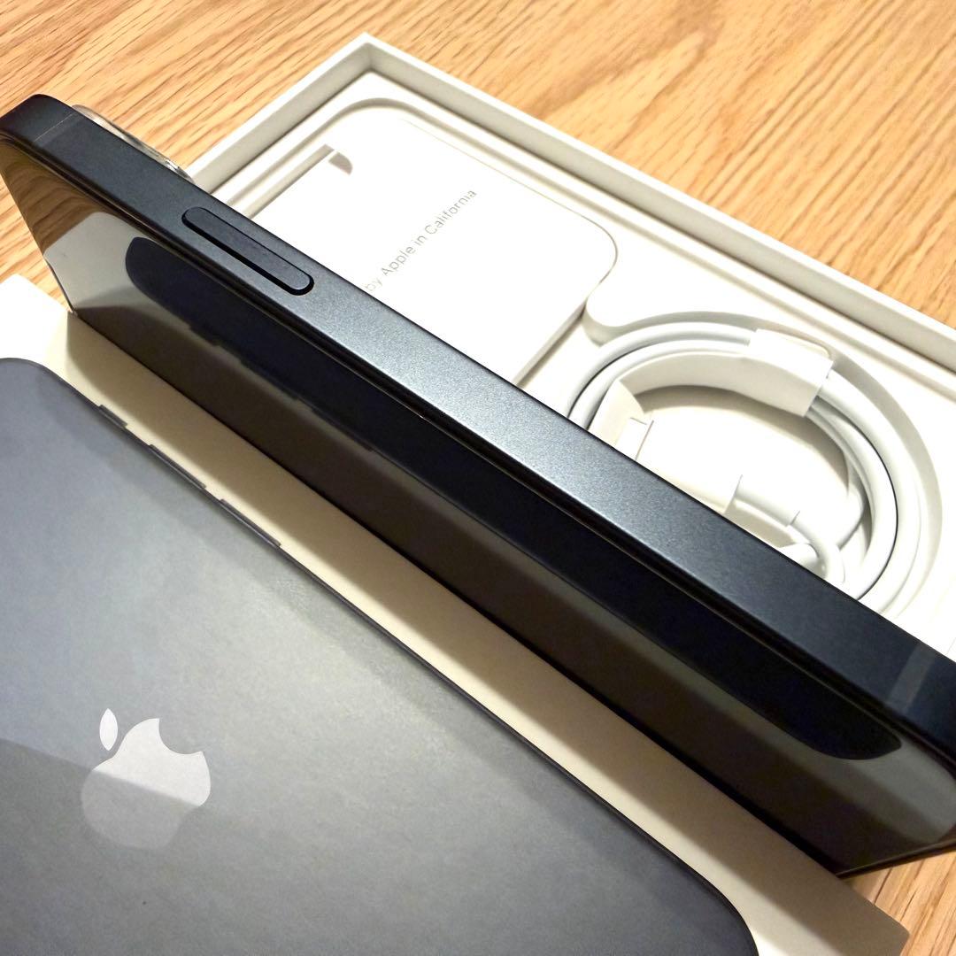 【美品】iPhone13mini 256GB ミッドナイト Apple純正ケース