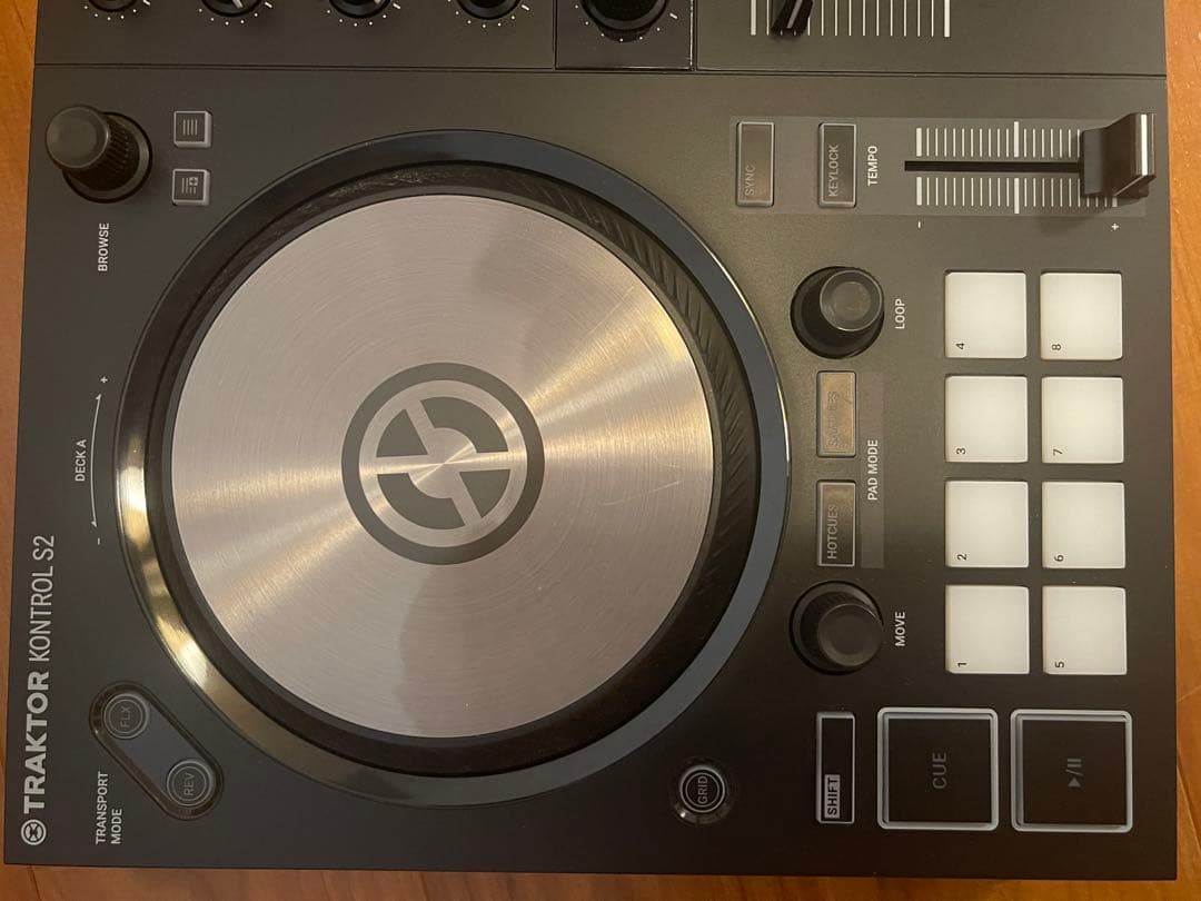 DJ機材 Traktor Kontrol S2