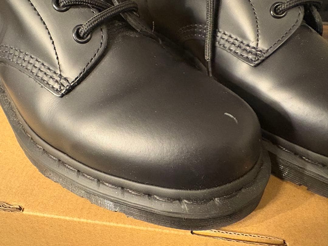 ドクターマーチン1460 MONO 8 ホールブーツ
