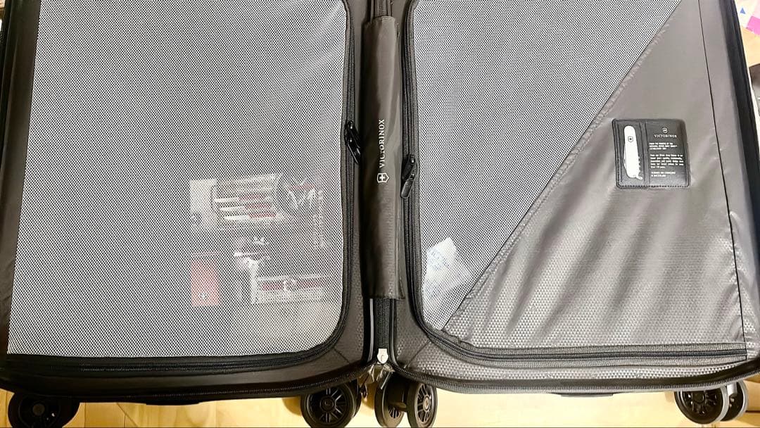 VICTORINOX AIROX グローバルハードサイドキャリーオン 33L