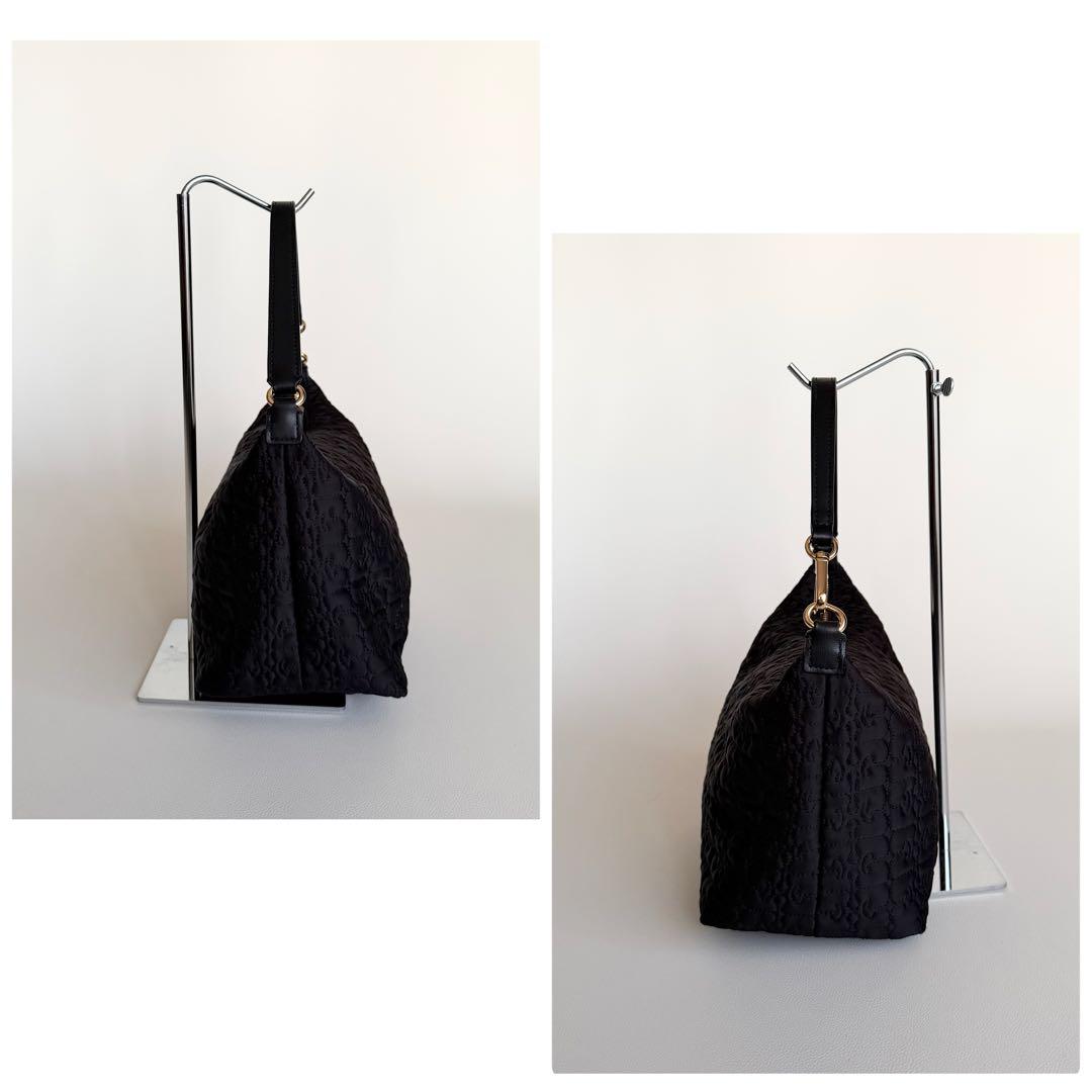 ◯ 【ガニー】キルティングショルダーバッグ 黒 軽量 ワンハンド サテン