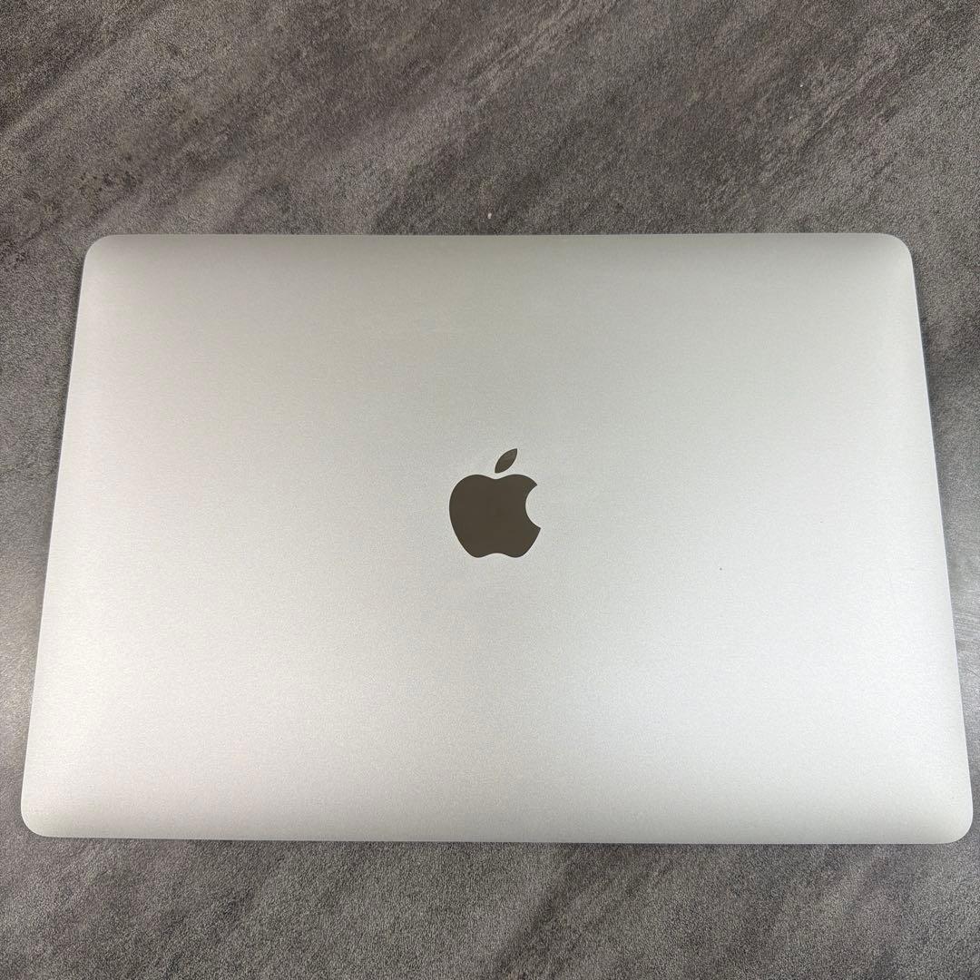 【極美品】MacBook Air M1 512GB 13.3インチ