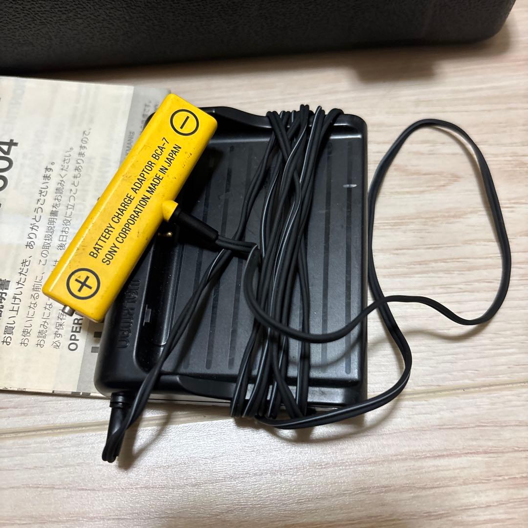 SONY WM-504 カセットプレーヤー 本体と付属品【ジャンク扱い】