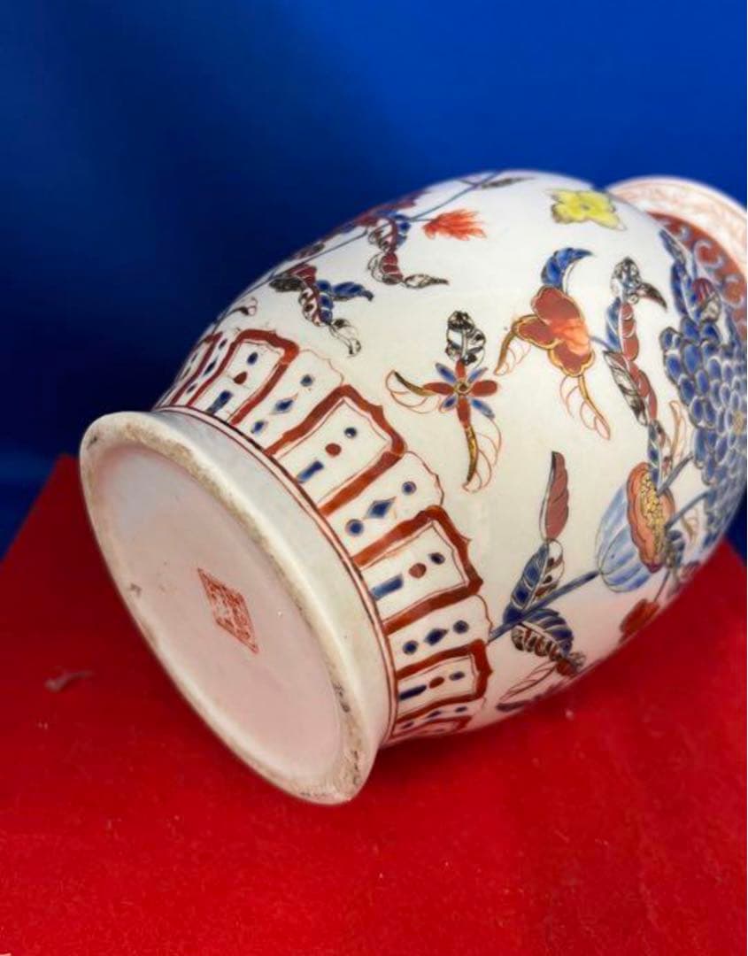 中国古美術　清時代金彩.粉彩花卉花瓶　【大清同治年製】在銘　古美術y201