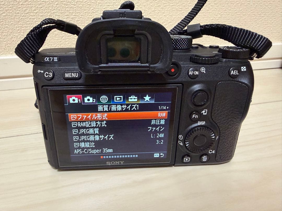 SONY α7Ⅲ ミラーレスカメラ 本体