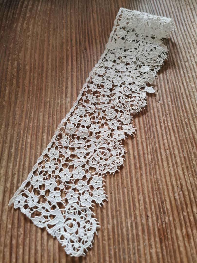 アンティーク英国1800年代キャリックマクロスレーストリム希少付け襟 カフスにも