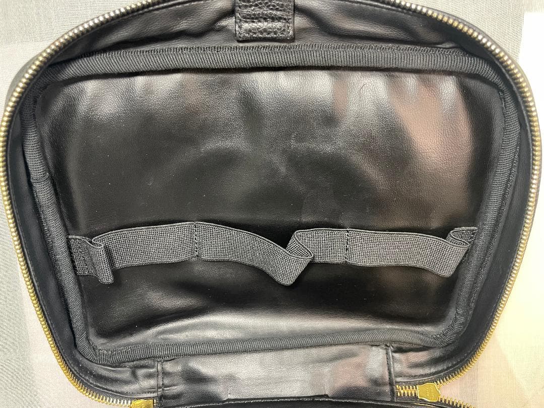 CHANEL シャネル　バニティ　キャビアスキン　ショルダー　メイク　CC　61