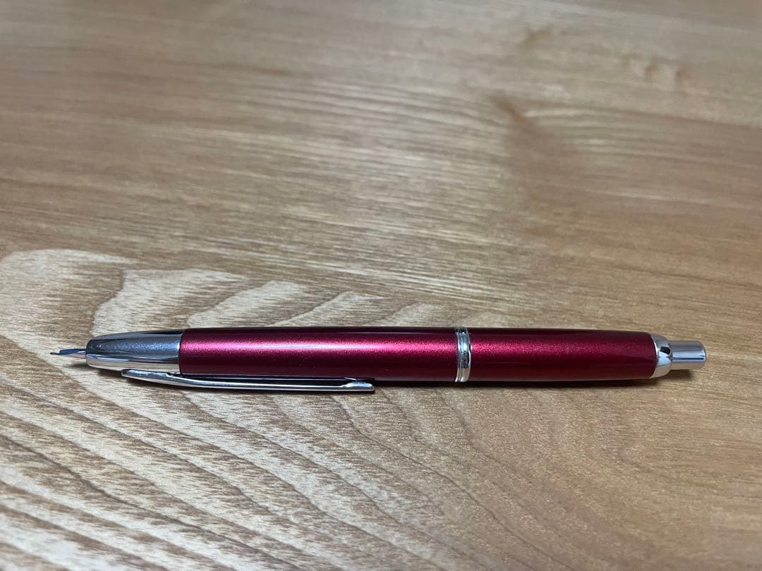 パイロット 万年筆 キャップレス デシモ　レッド