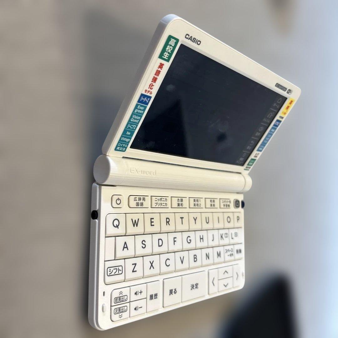 O*O様 CASIO 電子辞書 ホワイト XD-ＳＸ4910ＷＥ