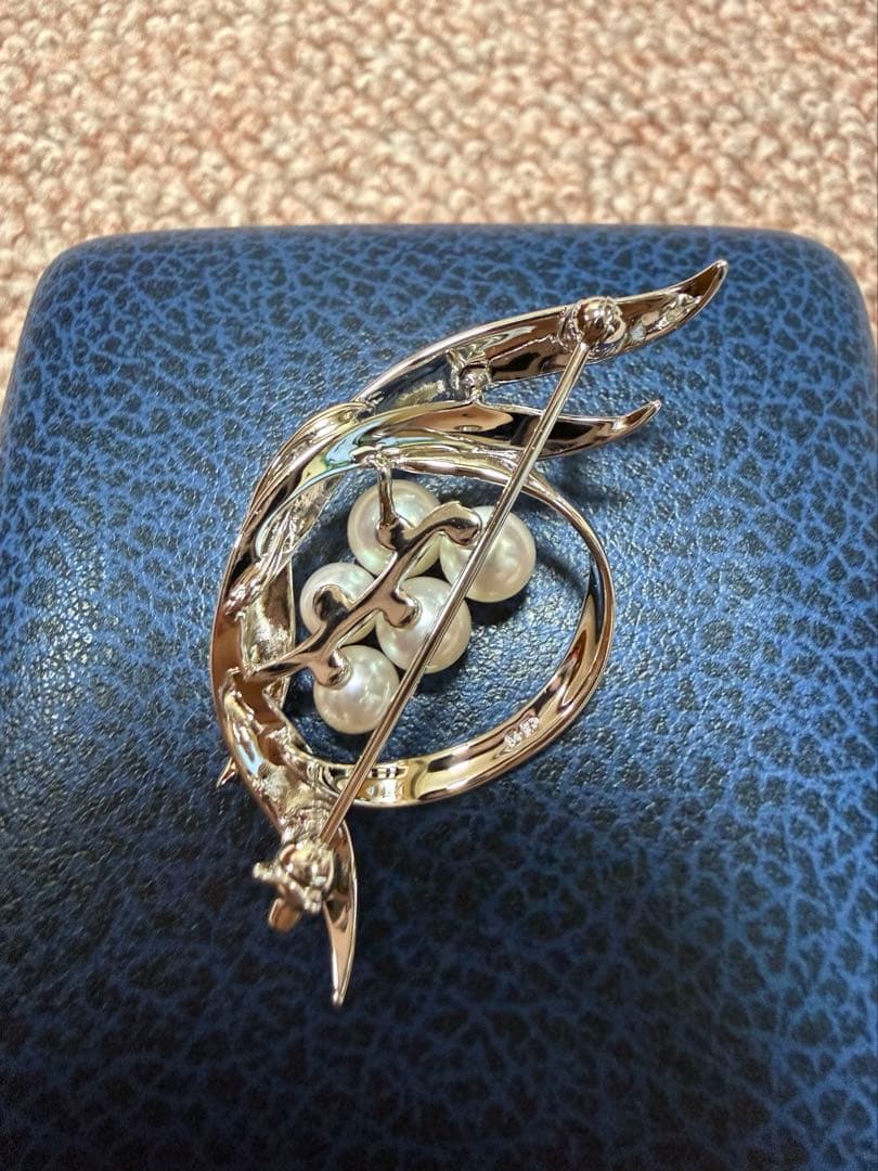 【新品】MIKIMOTO ミキモト　真珠　パール　ブローチ シルバー 5珠
